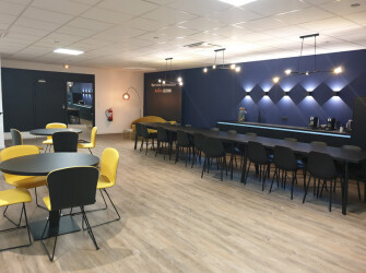 Chez Cuisines AvivA : Nous recrutons et formons nos vendeurs !